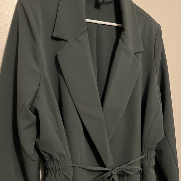 Athleta Endless Primatwill Blazer in Green - Picture 5 of 11
